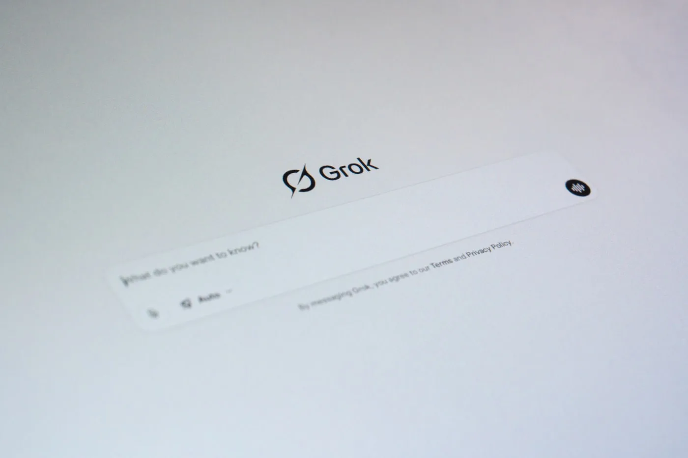 ChatGPT vs Grok: Real-World Wins and Tradeoffs
